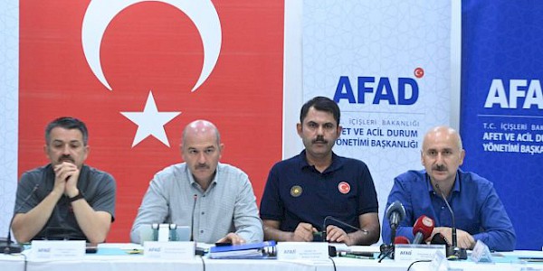 Çevre ve Şehircilik Bakanı Murat Kurum Muğla’da orman yangıları konusunda açıklamalarda bulundu