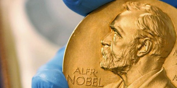 2021 Nobel Kimya ve Edebiyat Ödülü sahiplerini buldu.