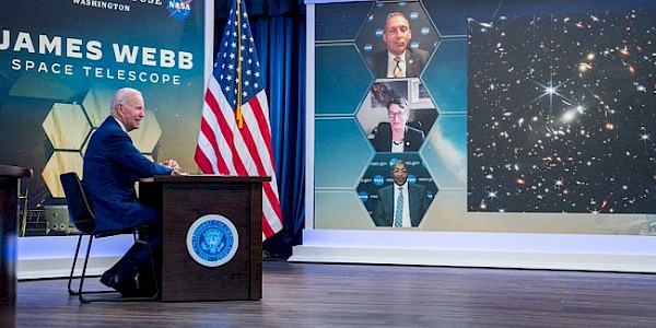 Joe Biden, James Webb teleskobunun çektiği ilk tam renkli fotoğrafı paylaştı