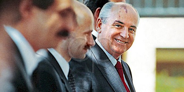 Mihail Gorbaçov öldü