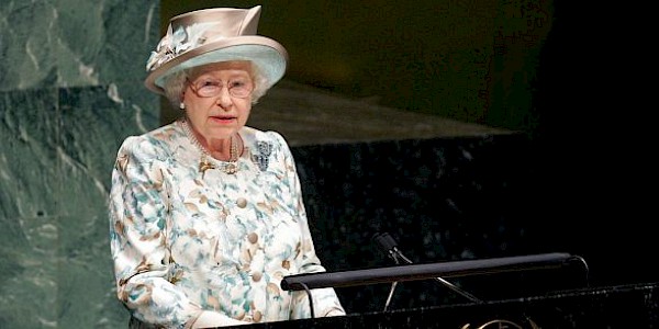 Kraliçe II. Elizabeth: On yıllardır süren “kapsamlı değişim” boyunca “güven veren biri” oldu.
