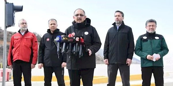 Erzincan'ın İliç’de 9 Maden İşçisi toprak altında; 5 Bakan sahada…