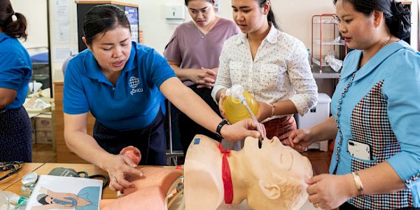 DSÖ Akademisi Yazı Dizisi-5: Sağlıkta Yaşam Boyu Öğrenme Danışma Grubu ve Kalite Standartları