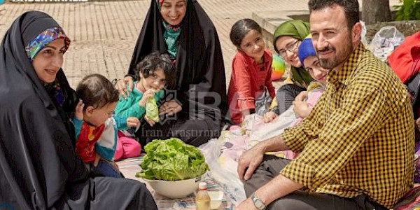 İran’da Tüp Bebek Tedavilerinde Ahlakçılık Çıkmazı ve Yasal Durum
