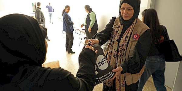 UNFPA, Orta Doğu'daki savaş üreme sağlığı malzemelerinin teminini geciktiriyor.