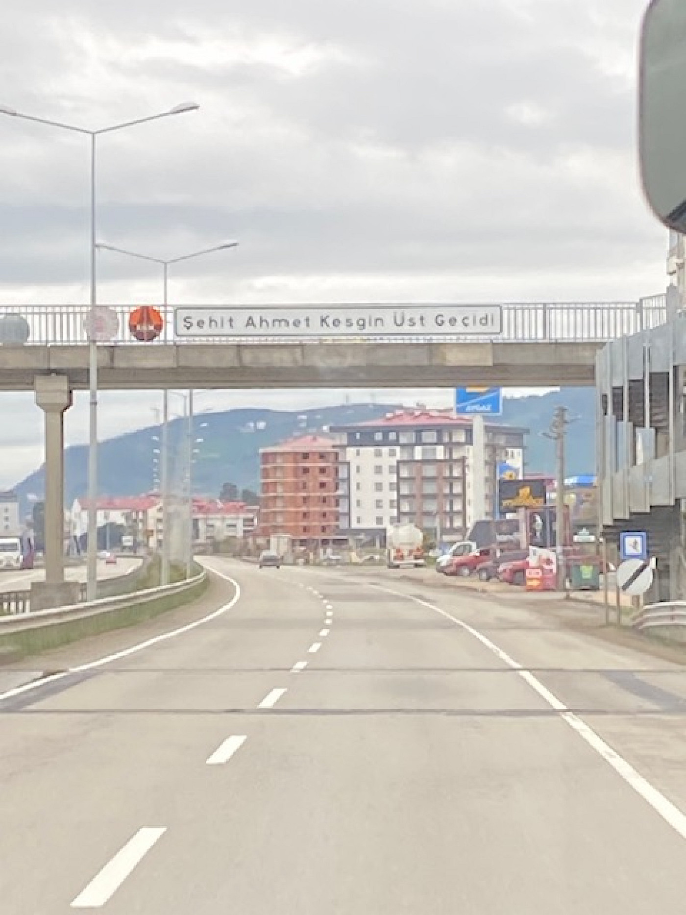 Karadeniz Sahil Yolunda Üst Geçişler!