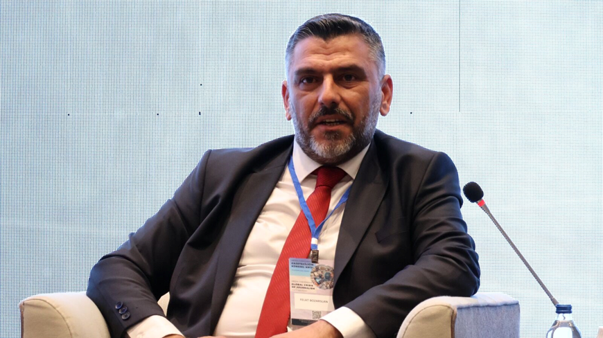 teksaglik-arastirma-inceleme-soylesi-ve-makaleler-catisma-gazeteciligi-dijital-donusum-yapay-zeka-basinda-guvencesizlik-ve-turk-1.png