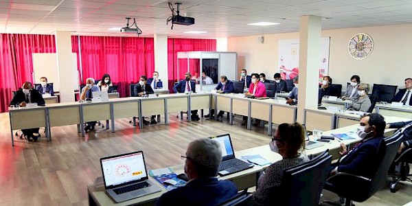 Türk Konseyi Sağlık Koordinasyon Komitesi ”Aşı Çalıştayı” için İzmir’de toplandı.