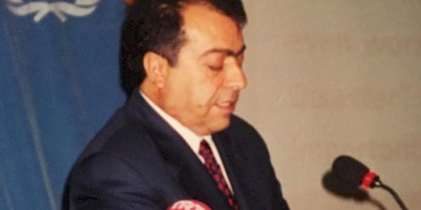 Eski Sağlık Bakanı Prof. Dr. Osman Durmuş 73 yaşında vefat etti.